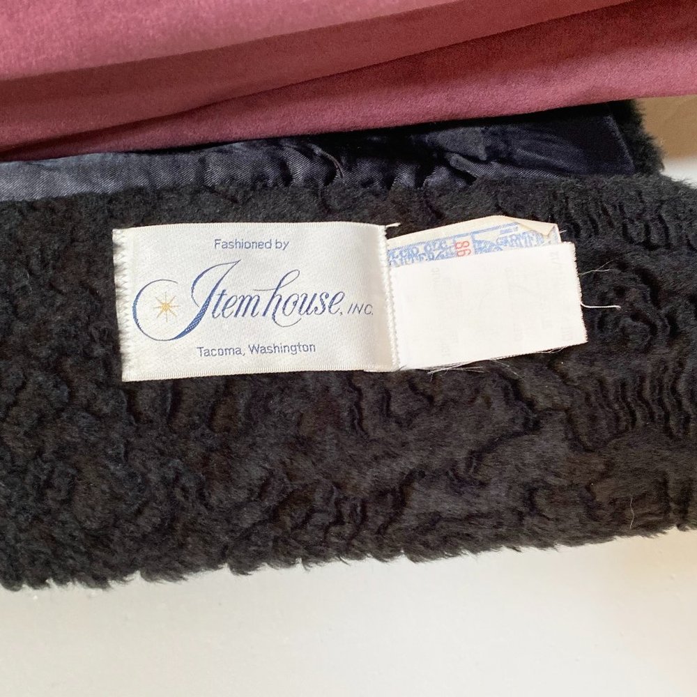 VINTAGE (c. 1960) | Faux Persian Lamb Coat | VERY GOOD!!! - Picture 8 of 9